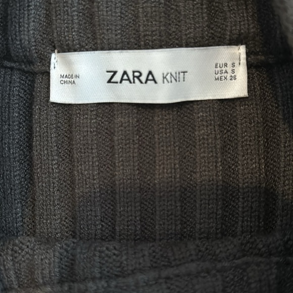 Zara- Army Green cropped sweater - Picture 4 of 4